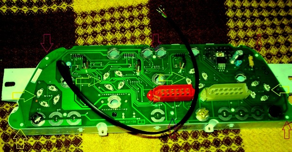 Описание и обозначения значков на панели приборов ВАЗ 2110 и 21102: схема комбинации щитка