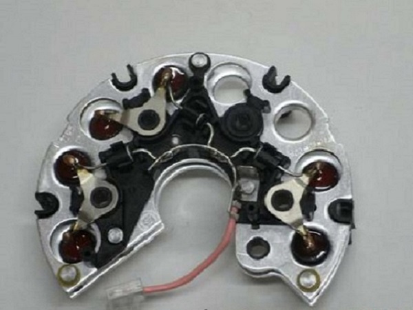 Ремонт и снятие генератора ВАЗ 2114, замена щеток, ремня и подшипника: устройство, как снять узел