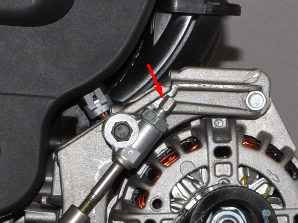 Замена ремня генератора Lada Granta с кондиционером и его натяжителя: как снять, натянуть и поменять Замена ремня генератора Lada Granta с кондиционером и его натяжителя: как снять, натянуть и поменять