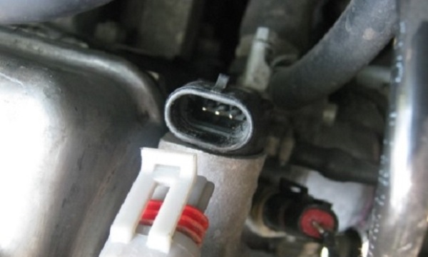 Признаки неисправности и замена датчика распредвала ВАЗ 2114, коленвала и дроссельной заслонки