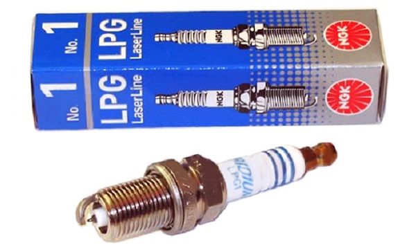 Свечи зажигания NGK (НЖК): подбор по автомобилю, маркировка, иридиевые и платиновые изделия, отзывы Свечи зажигания NGK (НЖК): подбор по автомобилю, маркировка, иридиевые и платиновые изделия, отзывы