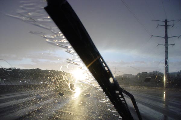 Подбор щеток стеклоочистителя по марке авто: виды, тест и рейтинг лучших дворников