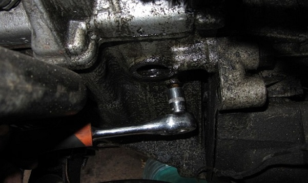 Меняем самостоятельно радиатор печки ВАЗ 2114 Меняем самостоятельно радиатор печки ВАЗ 2114