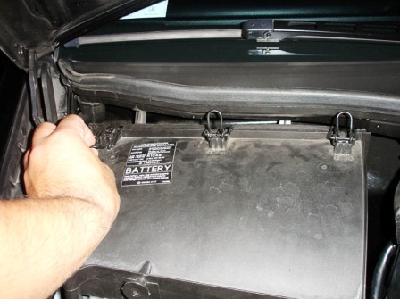 Самостоятельная замена салонного фильтра Mercedes-Benz c230 w203