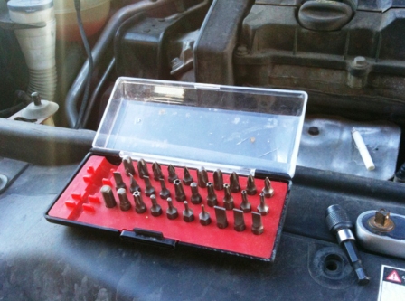 Самостоятельная замена свечей зажигания на автомобиле Citroen С4