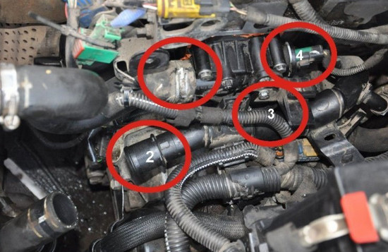 Как устранить течь термостата на автомобиле Citroen С4 Как устранить течь термостата на автомобиле Citroen С4