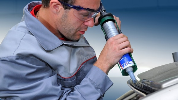 Какие правила необходимо соблюдать после замены лобового стекла