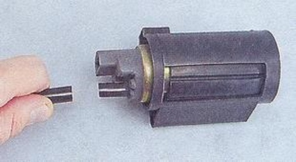 Диагностика и самостоятельный ремонт электрического бензонасоса ВАЗ 2108