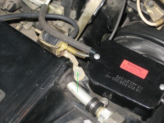 Самостоятельная чистка испарителя кондиционера на авто Audi 100