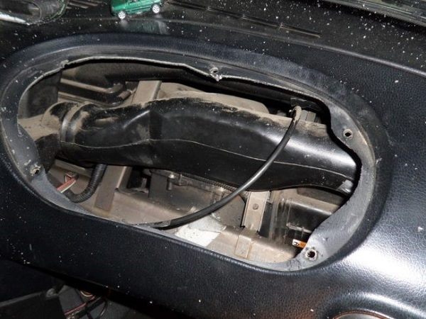 Меняем самостоятельно радиатор печки на Нива Шевроле Меняем самостоятельно радиатор печки на Нива Шевроле