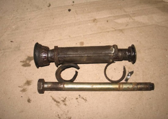 Самостоятельная замена подшипников в заднем рычаге автомобиля Fiat Marea Самостоятельная замена подшипников в заднем рычаге автомобиля Fiat Marea