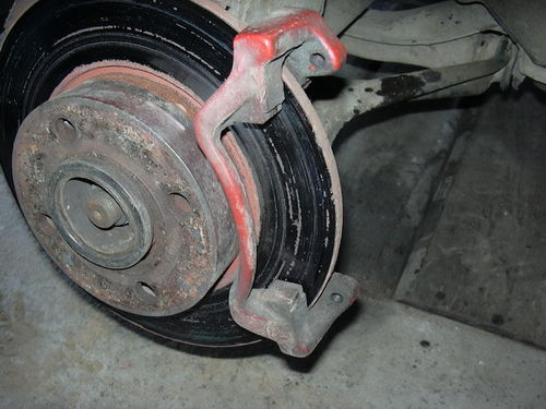 Основные неполадки, возникающие в тормозной системе современного автомобиля