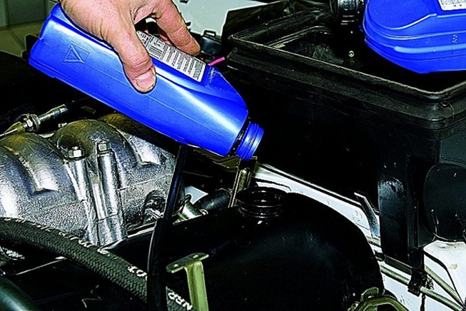 Полная замена масла на ВАЗ 21213 во всех агрегатах Полная замена масла на ВАЗ 21213 во всех агрегатах