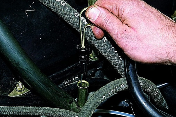 Полная замена масла на ВАЗ 21213 во всех агрегатах Полная замена масла на ВАЗ 21213 во всех агрегатах