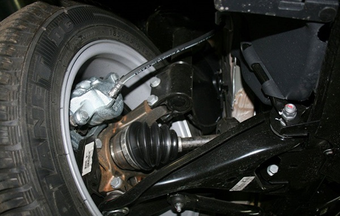 Ремонтируем самостоятельно подвеску Лада Ларгус