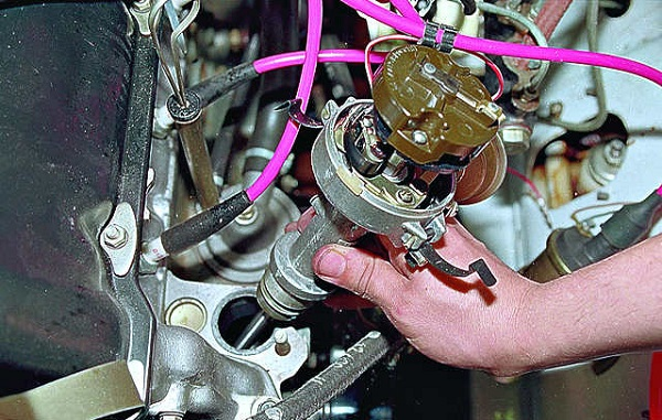 Как самостоятельно заменить прокладку ГБЦ на ВАЗ 2107 Как самостоятельно заменить прокладку ГБЦ на ВАЗ 2107