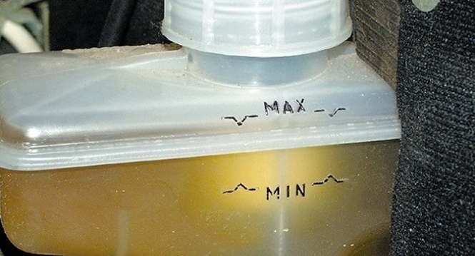 Ремонт тормозов ВАЗ 2109: прокачиваем тормозную систему