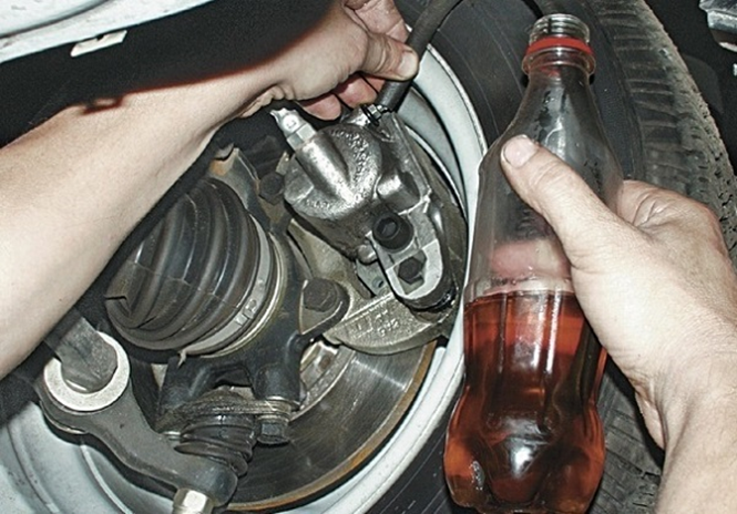 Ремонт тормозов ВАЗ 2109: прокачиваем тормозную систему