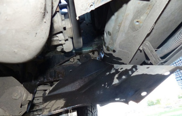 Как самостоятельно поменять радиатор охлаждения Нива Шевроле Как самостоятельно поменять радиатор охлаждения Нива Шевроле