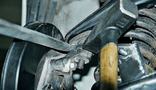 Диагностика и ремонт шаровых опор ВАЗ 2106 Диагностика и ремонт шаровых опор ВАЗ 2106