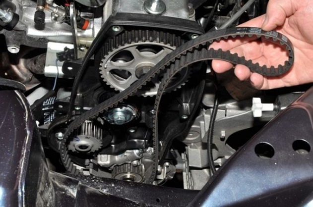 Как самостоятельно заменить ремень ГРМ на Лада Гранта Как самостоятельно заменить ремень ГРМ на Лада Гранта