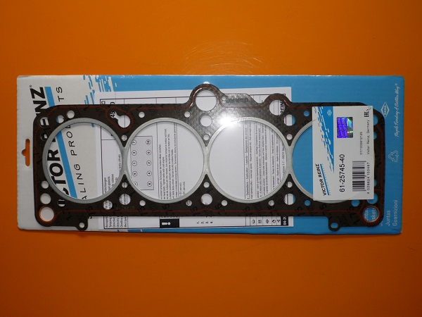 Как заменить прокладку ГБЦ на ВАЗ 2114 Как заменить прокладку ГБЦ на ВАЗ 2114