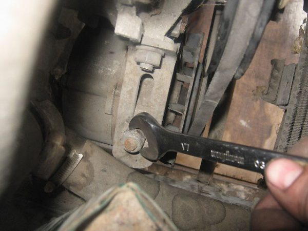 Ремонт цепного привода ГРМ на ВАЗ 2101 Ремонт цепного привода ГРМ на ВАЗ 2101