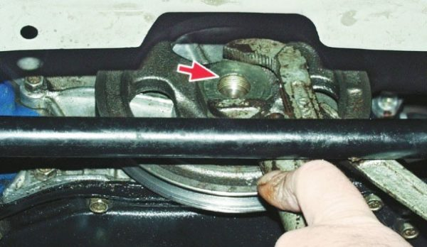 Ремонт цепного привода ГРМ на ВАЗ 2101 Ремонт цепного привода ГРМ на ВАЗ 2101