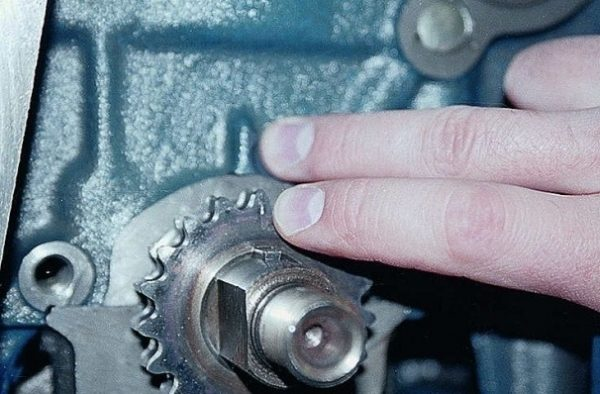 Ремонт цепного привода ГРМ на ВАЗ 2101 Ремонт цепного привода ГРМ на ВАЗ 2101