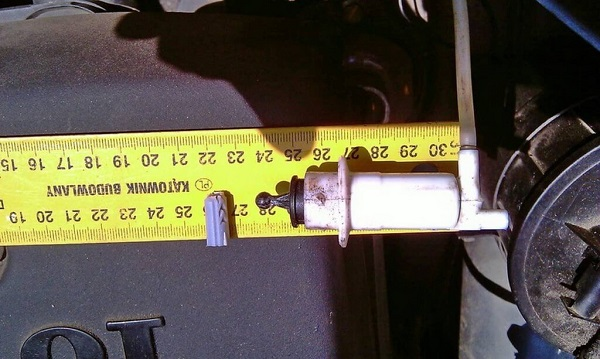 Не работает гидрокорректор фар на Лада Гранта: ремонт или замена