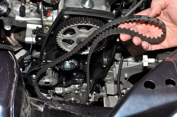 Самостоятельная замена ремня ГРМ на Лада Калина Самостоятельная замена ремня ГРМ на Лада Калина