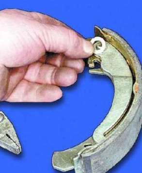 Как самостоятельно заменить тормозные колодки на ВАЗ 21213