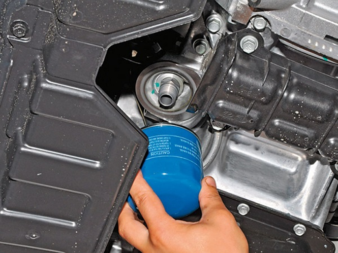 Самостоятельно меняем масло на автомобиле Киа Рио Самостоятельно меняем масло на автомобиле Киа Рио