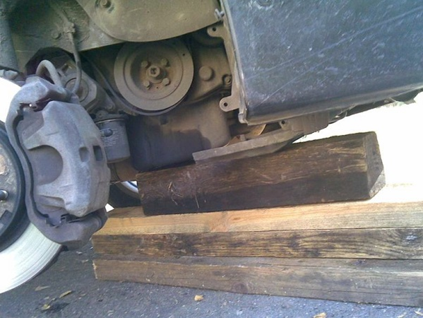 Как самостоятельно поменять ремень ГРМ на Мицубиси Лансер 9