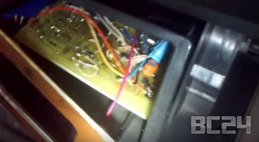 Как сделать и установить бортовой компьютер своими руками