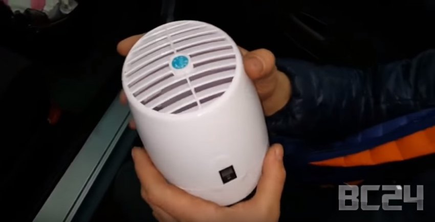 Как избавится от неприятного запаха в машине - озонатор