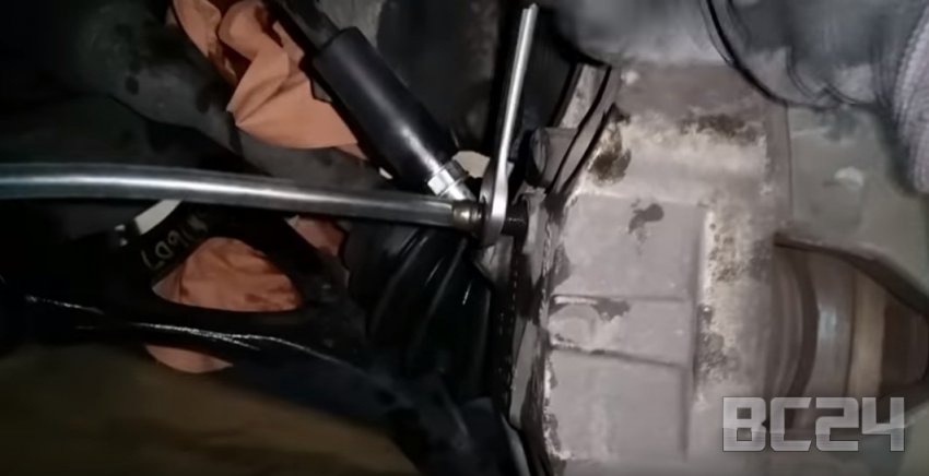 Как поменять тормозную жидкость своими руками с фото и видео