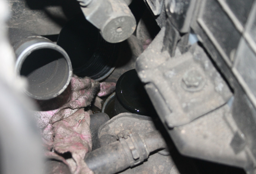 Замена масла в автомобиле Volkswagen Touran с автоматической КПП