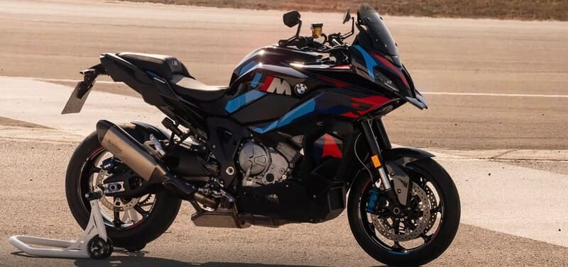 BMW M 1000 XR 2024 года: мощь и универсальность в новом облике - отзывы владельцев, расход топлива, фотографии